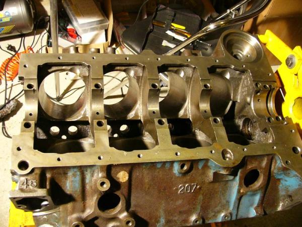 Restauration totale CHEVROLET CORVETTE STINGRAY 1972 Chris - Page 39 Mot02-13